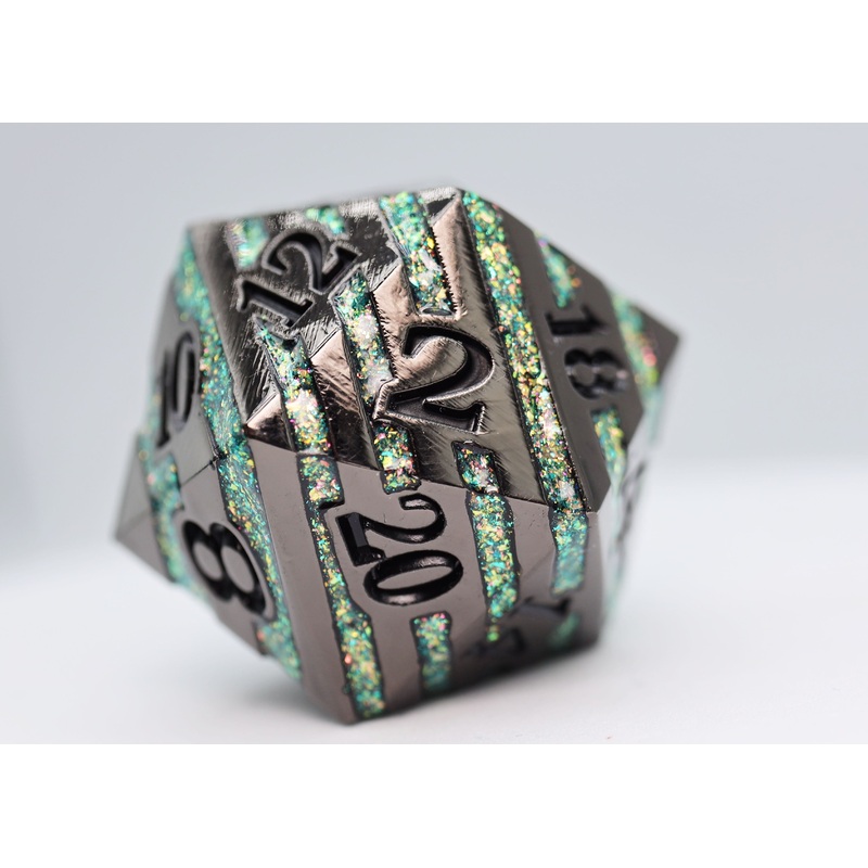 35mm Metal D20 - Black with Green Mica
